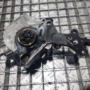 Pompa vacuum Skoda Volkswagen 1.9TDI BRB cod 038145209M