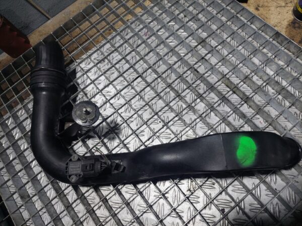 Tubulatura cu Senzor Presiune Aer Admisie Volkswagen Audi Skoda 1.9 TDI Seat 0261230266