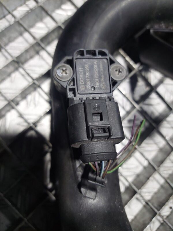 Tubulatura cu Senzor Presiune Aer Admisie Volkswagen Audi Skoda 1.9 TDI Seat 0261230266