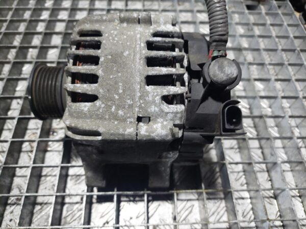 Alternator 1.5 tdci ugjc Ford Fiesta cod av6n-10300-dc