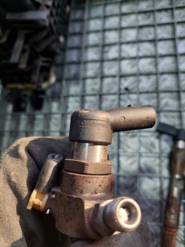 Injector Renault Nissan 1.5 dci k9k cod 166009445r h8200294788