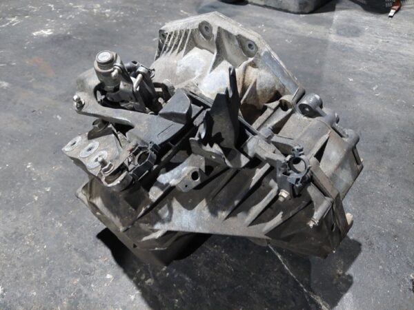 Cutie de viteza manuala 6+1 1.9 CDTI Opel Insignia cod 0822680 55583214