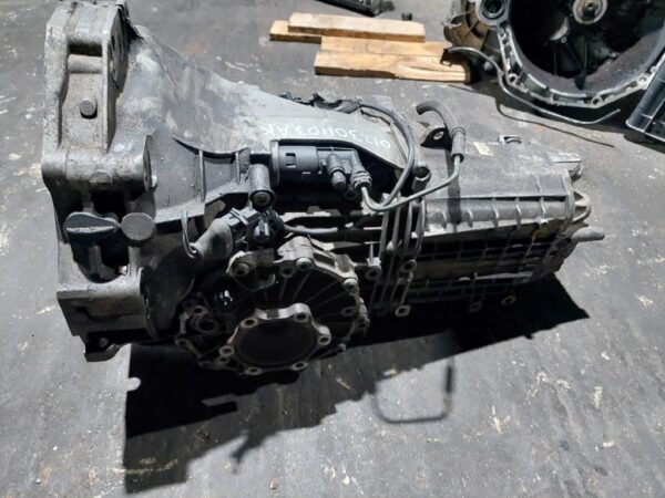 Cutie viteze manuala 5 trepte Audi A4 B7 1.9 tdi cod GYA