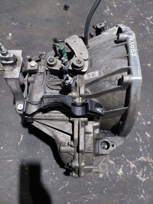 Cutie viteze Renault Laguna 2.0 DCI manuala  cod PK4007  8200586018