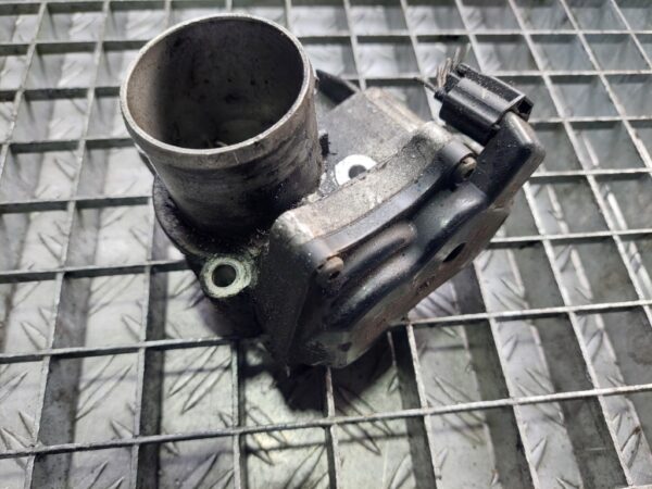 Clapeta acceleratie Renault Opel 2.3 DCi cod 8200987453 F