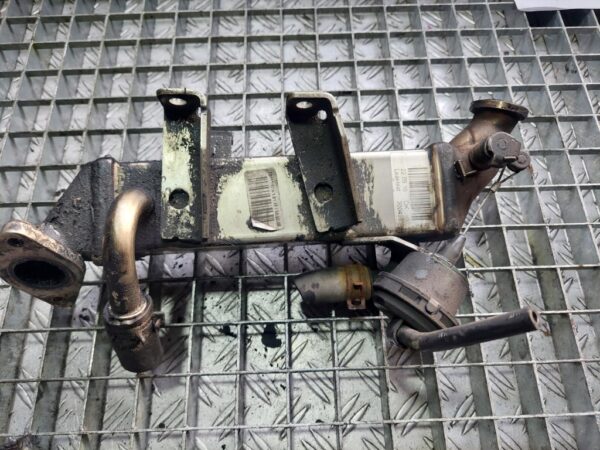Racitor gaze egr Renault Nissan 2.3dci cod 8200910446-C