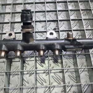 Rampa injectoare 1.5 DCI Renault Nissan euro 5 cod 175215346R