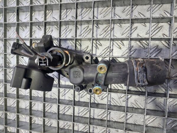 Corp Carcasa Termostat cu Senzor Temperatura Apa Renault Mercedes 1.5 DCI cod 110609813R