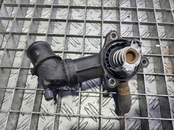 Corp carcasa termostat Opel 2.0 cdti cod 0428741