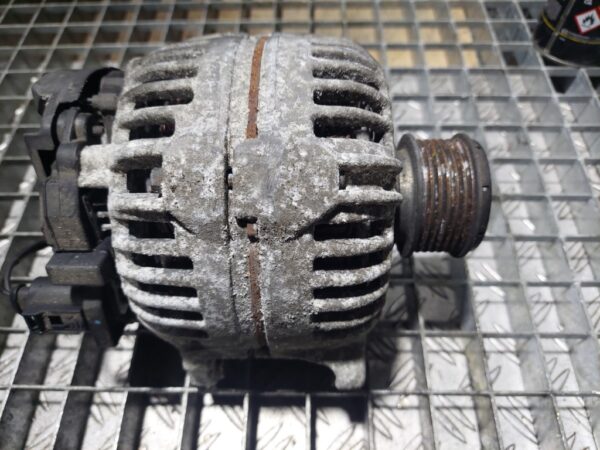 Alternator Skoda Volkswagen 140A 1.6 TDI cod 06F903023F