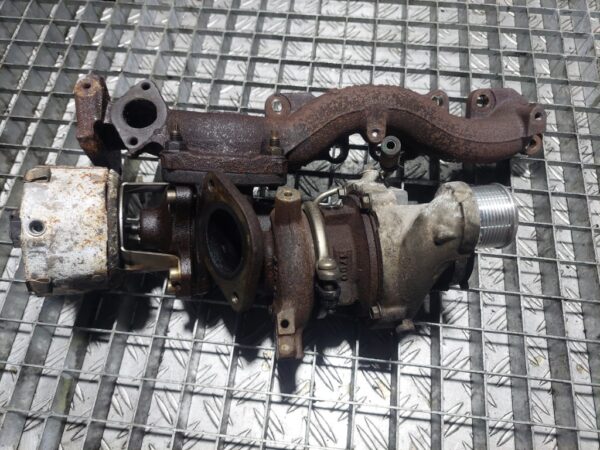 Turbina Land Rover  Jaguar 3.0 D cod AX2Q-6K682-BD