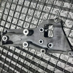 Suport accesorii Mitsubishi 1.8 diesel cod 1801a070