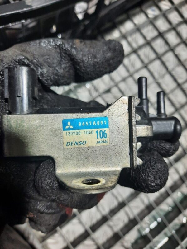 Electrovalva 1.8 di-d 4N13 Mitsubishi cod 8657A091