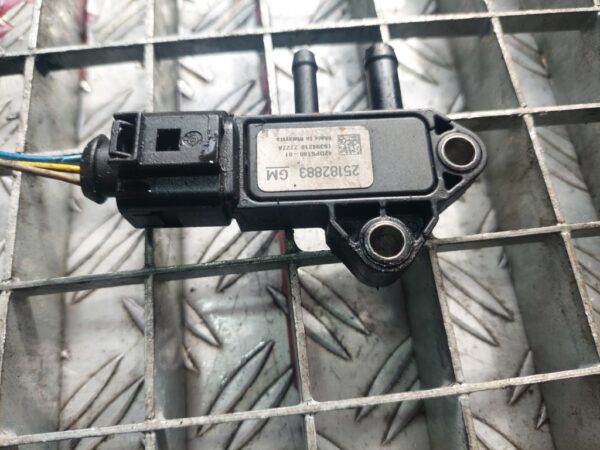 Senzor Presiune Filtru Chevrolet Opel 2.2 tdci cod 25182883