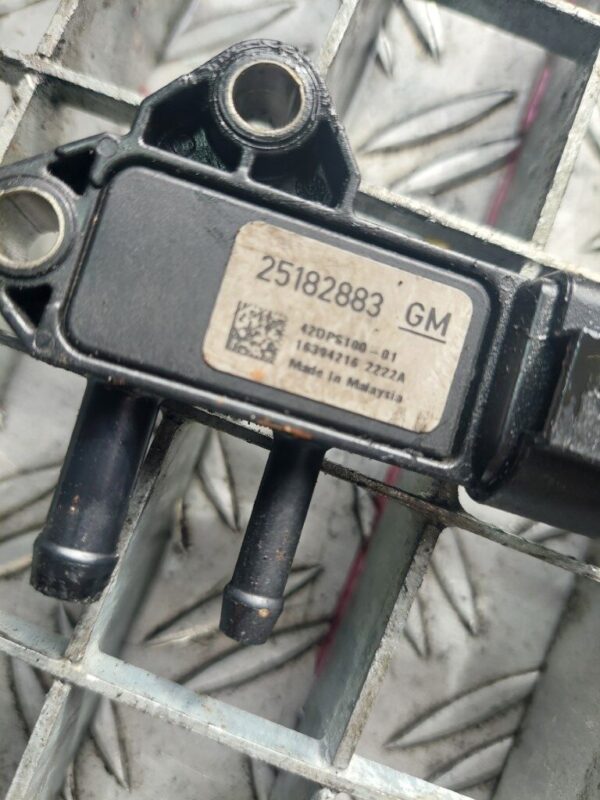 Senzor Presiune Filtru Chevrolet Opel 2.2 tdci cod 25182883