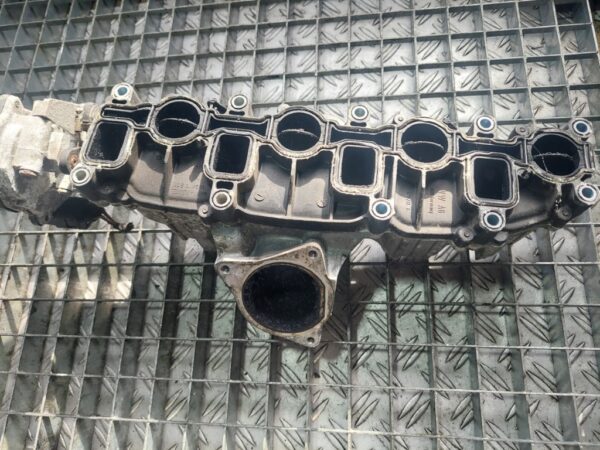 Galerie admisie Audi Volkswagen Skoda 2.0 tdi cod 03L129711E