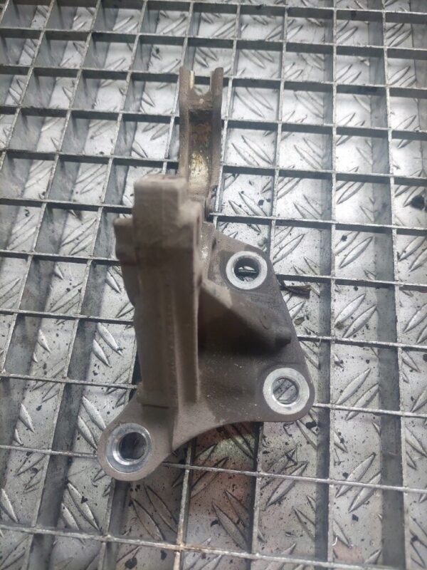 Suport motor 2.0 dci Renault cod 113320003r
