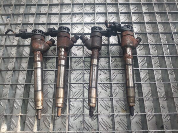 Bosch Injector Hyundai Kia 1.7 CRDi cod 0445110589 33800-2A610