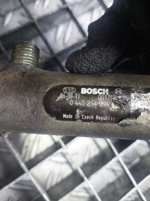 Rampa injectoare 1.7 cdti z17dth Opel Zafira cod 0445214094