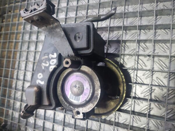 20250222_162324.jpg Pompa Servodirectie Peugeot 1.6 hdi cod 9637058480