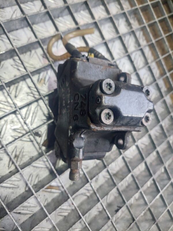 Pompa inalta 1.7 cdi mercedes a-class w168 cod 0445010008 a6110700501