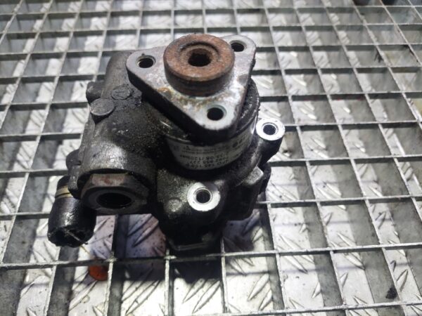 Pompa servodirectie Audi 2.0 tdi cod 4F0145155p