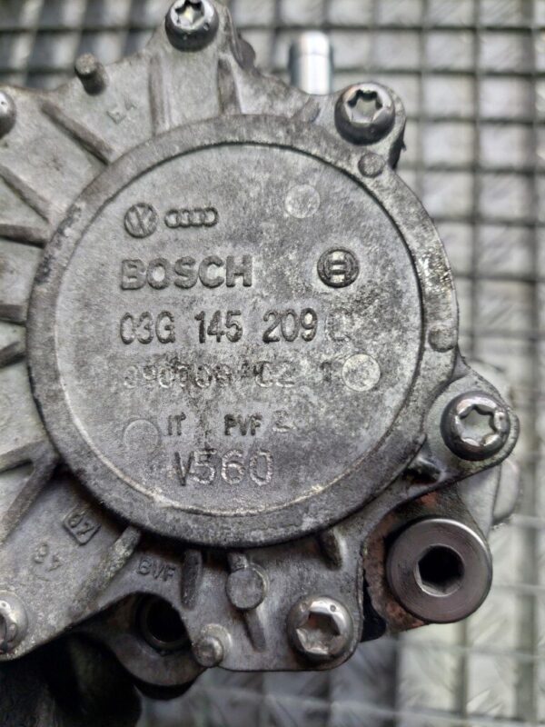 Pompa tandem Volkswagen Skoda Seat Audi 2.0 TDI cod 03G145209