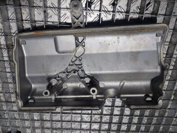 Capac motor Mercedes Clasa A (W169) 2.0 CDI cod A6400100667