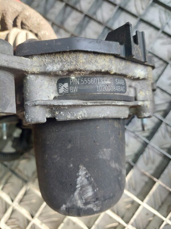 Pompa Aer Saab Opel 2.8 V6 cod 55560133