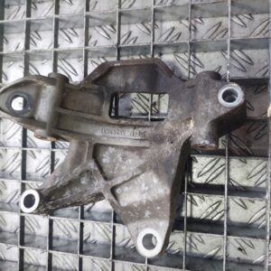 Suport alternator Saab Opel 2.8 V6 cod 55353631