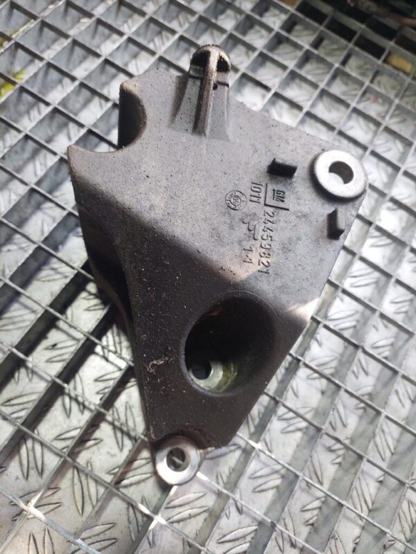 Suport motor Saab Opel 2.8 V6 cod 24459821