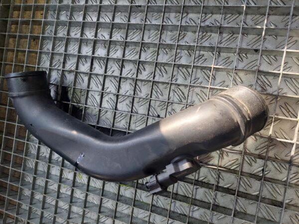 Furtun cu senzor admisie Saab Opel 2.8 v6 cod 0261230042