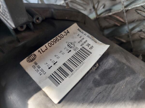 Far dreapta Opel Insignia cod 1lj 009630 34