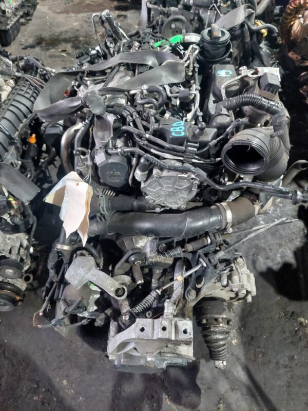 Motor fara anexe Volkswagen Golf 6 2.0 tdi cod CBD