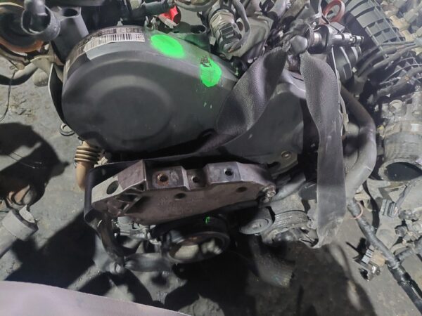 Motor fara anexe Volkswagen Golf 6 2.0 tdi cod CBD