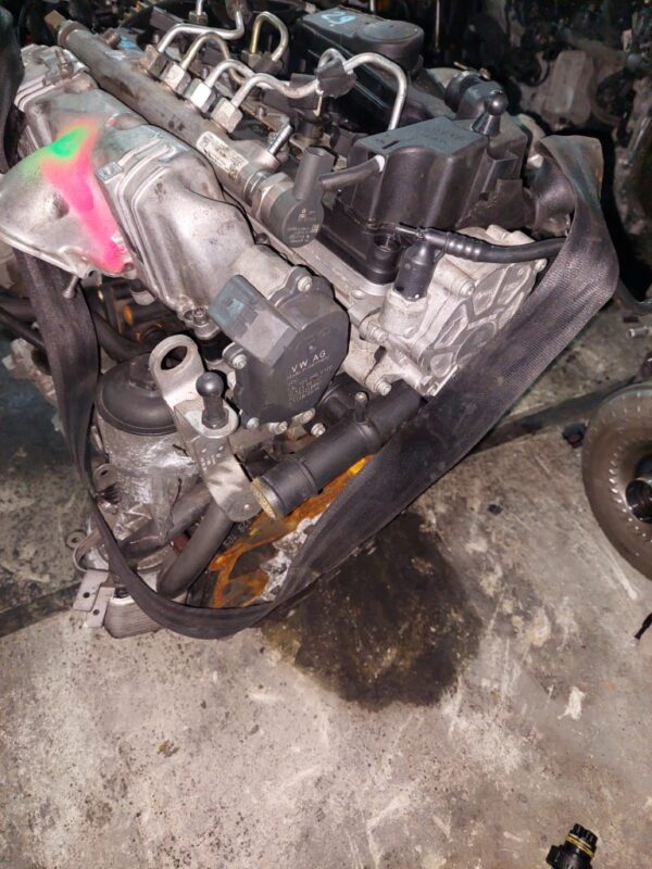 Bloc motor ambielat Volkswagen Golf 6 (5K1) 2.0 tdi cod CBD