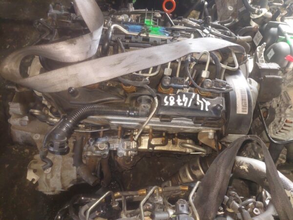 Motor Volkswagen Skoda Audi Seat 1.6 TDI cod CAY termostat exterior