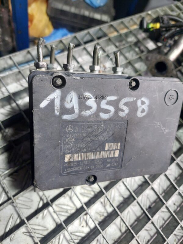 Pompa ABS Mercedes C-Class W203 C220 CDI cod A0345457732 10092515743