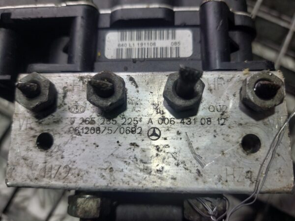 Pompă ABS Mercedes 1.5 B cod 0265235225 A0064310812