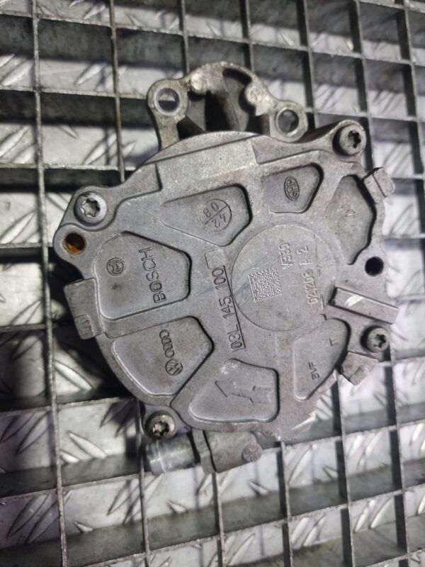 Pompa Vacuum Audi Skoda Volkswagen 2.0 tdi cod 03l145100