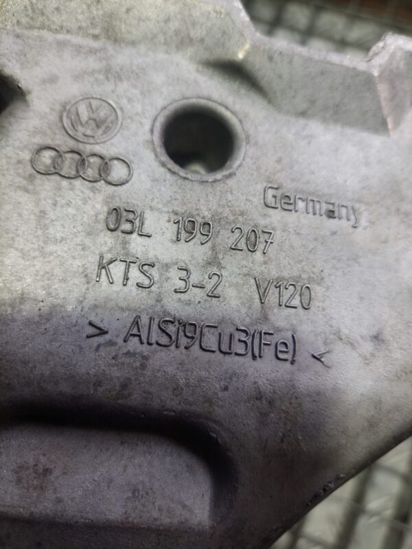 Suport motor Volkswagen 2.0 TDi cod 03L199207