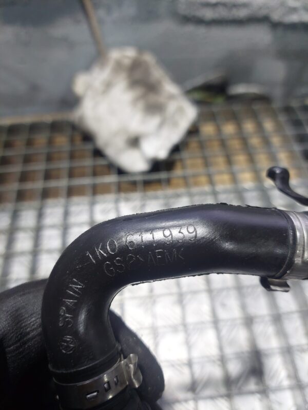 Conducta furtun vacuum Volkswagen Skoda Audi 1.9 TDI cod 1K0611939