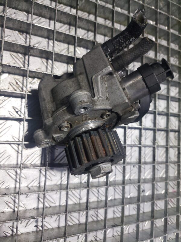 Pompa de inalta presiune Skoda Volkswagen Audi 2.0 TDI cod 0445010538/04L130755E
