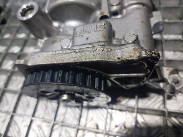 Pompa ulei Volkswagen Seat Audi 2.0 cod 04L145208T