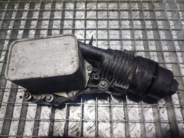 Carcasa si racitor filtru ulei Skoda Volkswagen Audi 2.0 TDI cod 10543510