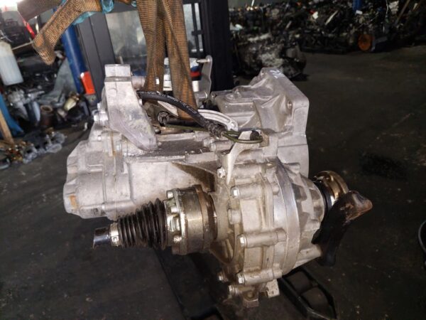 Cutie de viteze manuala Audi Volkswagen Seat Skoda 2.0 FSI 150 CP cod JYL