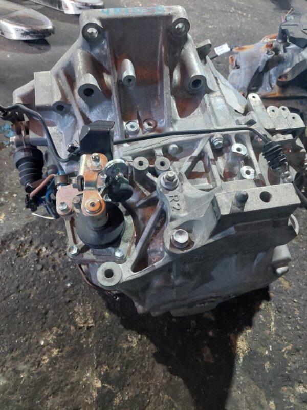 Cutie viteze manuala 6 Trepte Mazda 3 BL 2.2 CD cod motor R2AA cod 4R1N-B