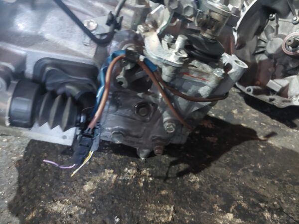 Cutie viteze manuala 6 Trepte Mazda 3 BL 2.2 CD cod motor R2AA cod 4R1N-B