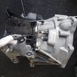 Cutie viteze manuală FORD KA+ 2017-2020 1.2 TI-VCT cod DG1BR-7002-BSA Cutie viteze manuală FORD KA+ 2017-2020 1.2 TI-VCT cod DG1BR-7002-BSA