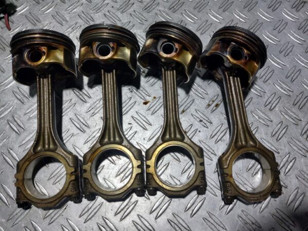 Piston cu biela Volkswagen Seat Audi Skoda 1.4 TSI cod CAX CAXA